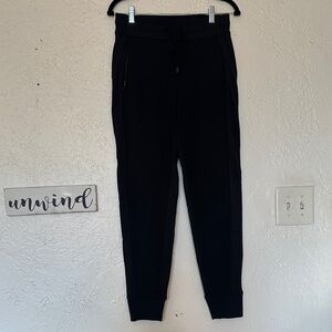 Athleta headlands hybrid Trek jogger